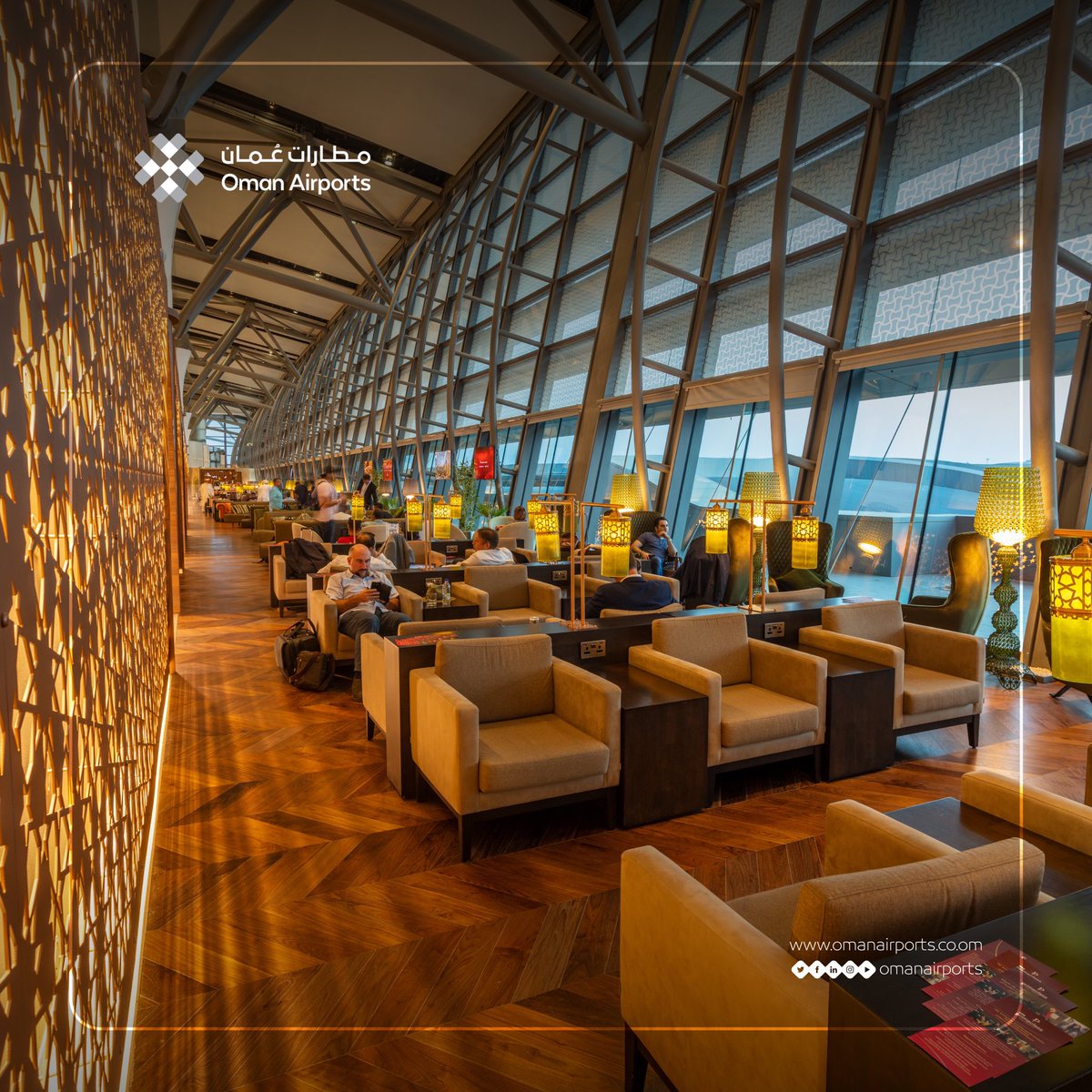 مطارات عُمان tweet media