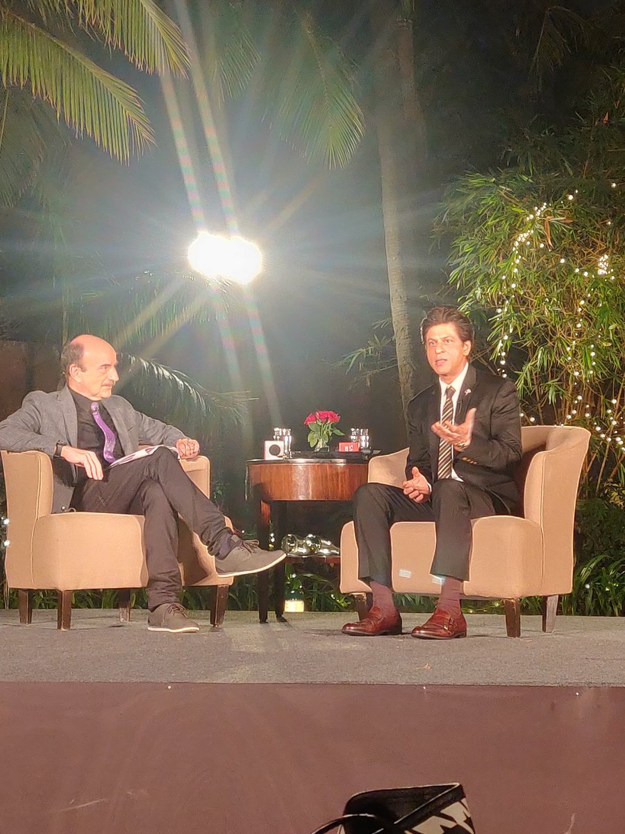 iam4sunrise's tweet photo. .@iamsrk #ShahRukhKhan
The one & only shot for a special interview live conversation with #TomBrook.
'BBC Talking Movies' to mark the celebration of its 20th anniversary.
Taj land ends-Mumbai.
( 22 Nov 2019 )
#TalkingMovies
#BBC https://t.co/w6OcmeIHsa