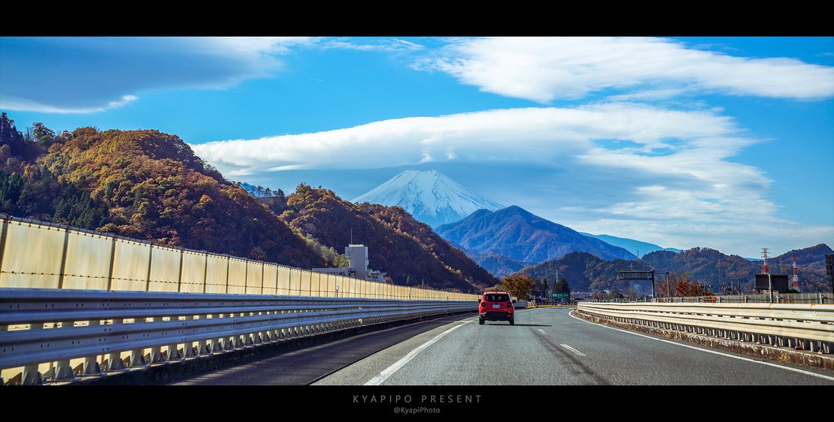 KyapiPhoto's tweet image. Driving day

#富士山
#photography
#PhotographyIsArt
#写真好きな人と繫がりたい
#写真撮ってる人と繋がりたい
#写真で伝える私の世界
#ファインダー越しの私の世界