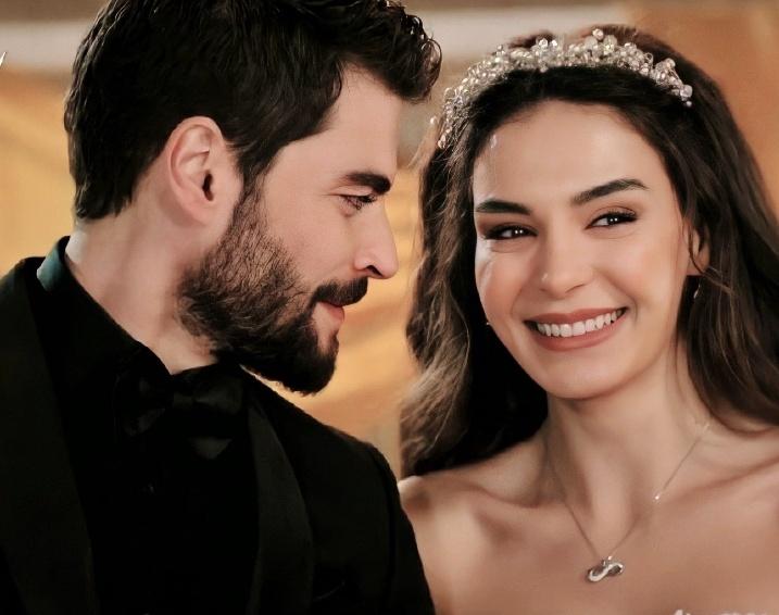 Günaydın gününüz Miran'in Reyyan'a bakisi kadar güzel geçsin 💞💞💞