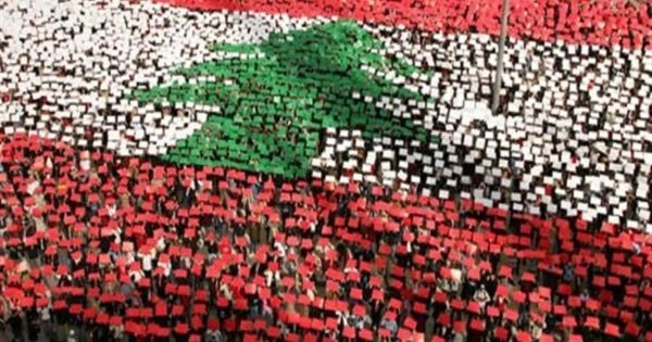 SChinchinian's tweet photo. "عيدٌ بأيّةِ حالٍ عُدتَ يا عيدُ
 بمَا مَضَى أمْ بأمْرٍ فيكَ تجْديدُ"
#عيد_الاستقلال #لبنان ١١/٢٠٢١ https://t.co/29GumEzgZ8