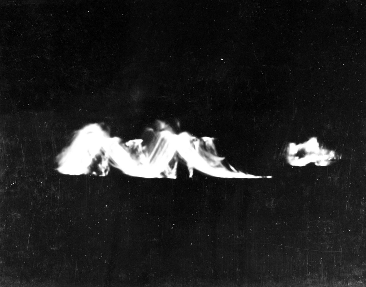 Rich_Ships's tweet photo. SUNK ON THIS DAY
CVE-56 USS LISCOME BAY
24-Nov-1943 Casablanca-class escort carrier was sunk when her magazine detonated (pic 2) by a torpedo from IJN submarine I-175
644 KIA incl. Dorie Miller
#CVE56 #USSLiscomeBay #I175 #SunkOnThisDay #OnThisDay #OTD #NavalHistory https://t.co/vbHlIpcM8z