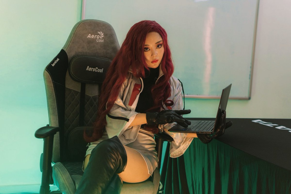 Minhduc0710's tweet photo. Xenia 14 và Aerocool phối hợp với nhau đẹp nhỉ ^^ ngầu quá
#musha #rocketteam #pokemon #xenia14 #xpg #adata #Aerocool #Duke #NOBILITY #Chair https://t.co/9H20qHPnLk