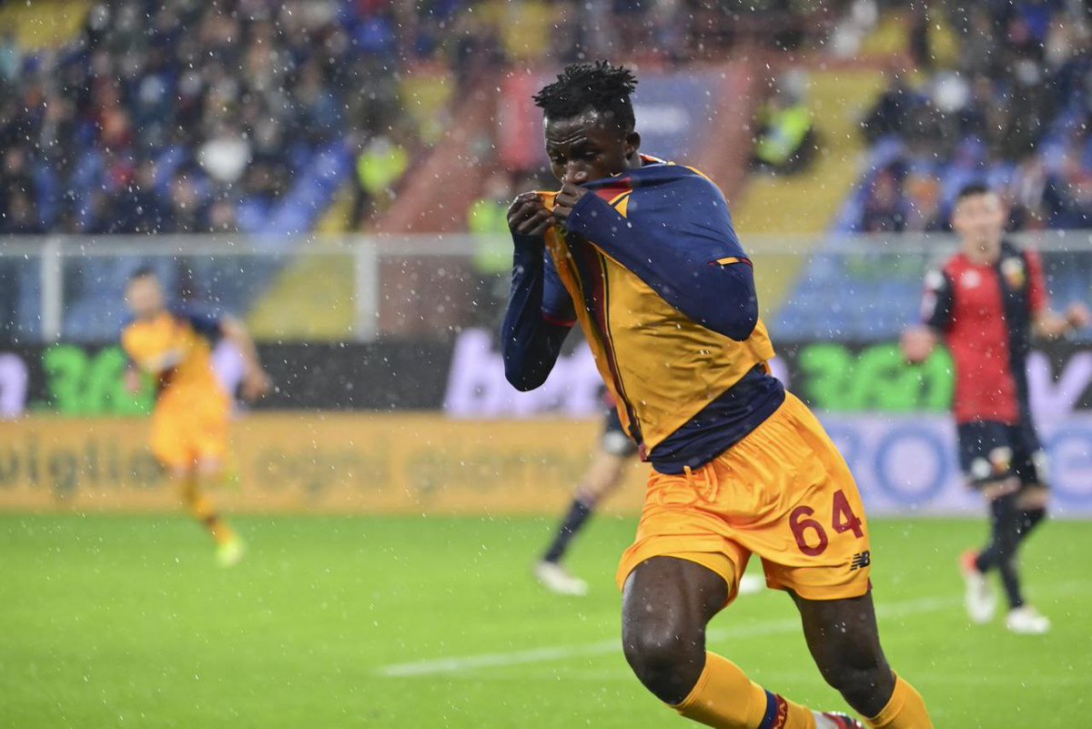 goaline360sport's tweet photo. Felix Afena Gyan is the youngest player able to score 2+ goals in a single match in the Big-5 European Leagues 2021/22
The youngest Roma player to score 2+ goals in a single Serie A match in the 3 points for a win era
Remember the Name
#ASRoma #FelixAfena #SerieA #GoaLineSports https://t.co/3GW0Qa9KVh