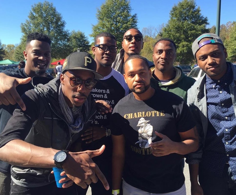 iAmEarlLaw's tweet photo. 12 whole ass years ago β¦ we came a long way #SOA #MT #APHIA #FL09 #YourFavoriteLine also #YourGirlsFavoriteLine π€πΎβοΈπ¦π€πΎ https://t.co/vTuLqjMrXs