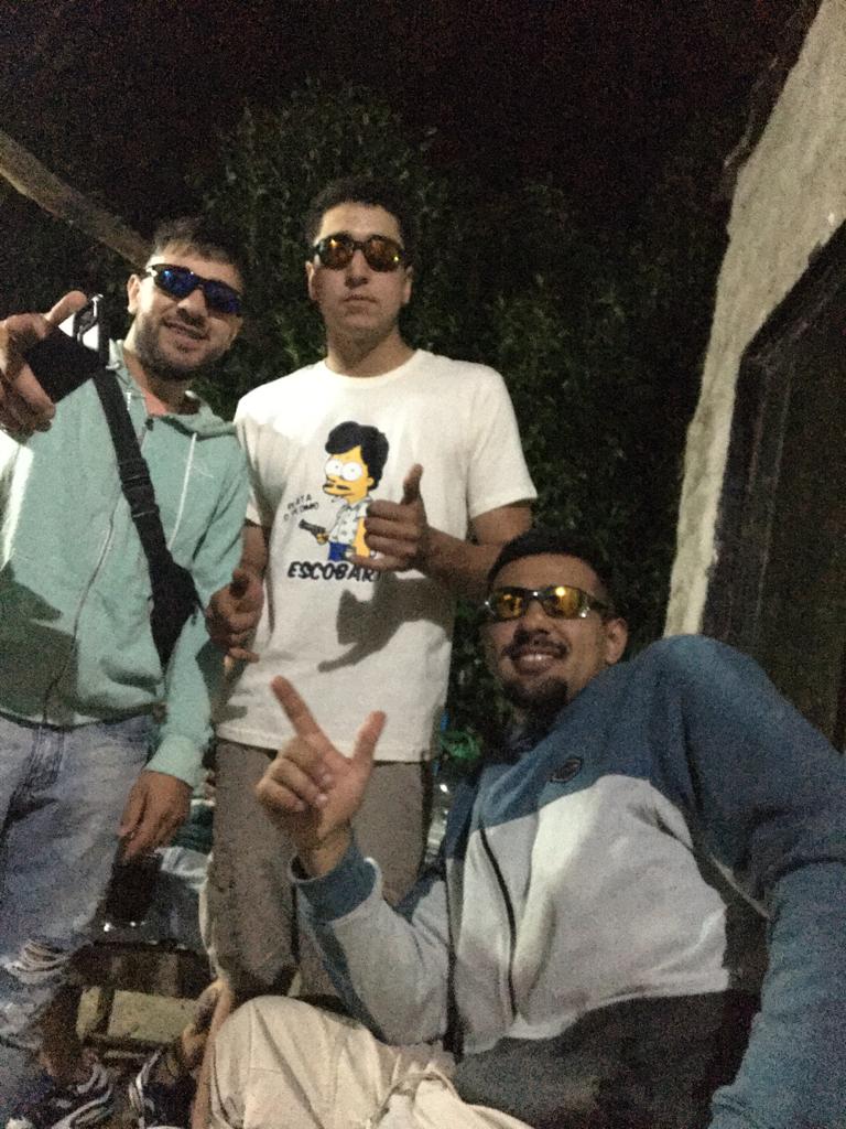 SebastinAmaral2's tweet photo. Una del finde jajaja😎 @NachodaSilva2  @Fedee_1891 https://t.co/CDZC6nFiRm