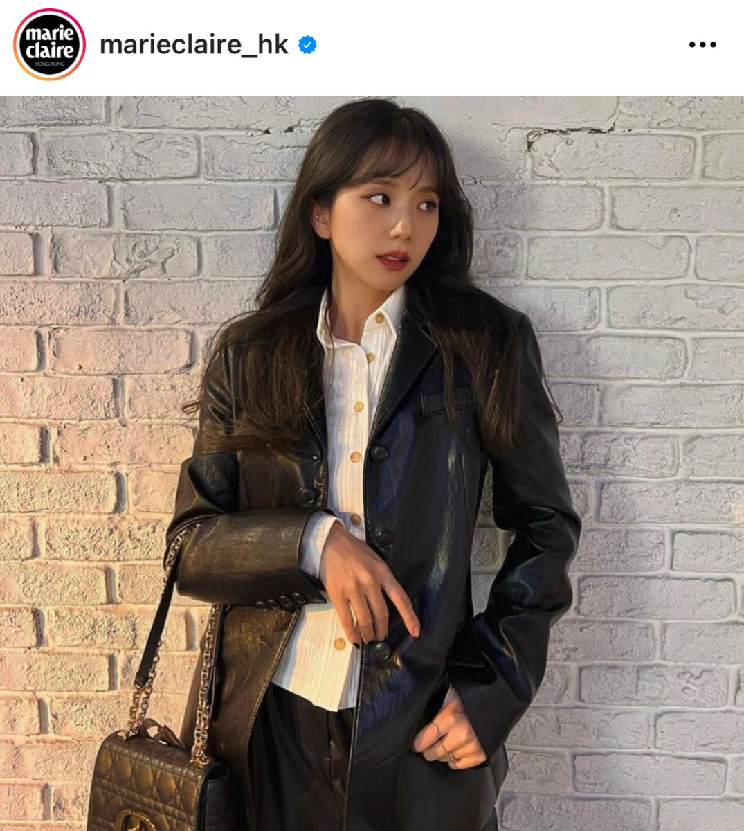 WorldwideJisoo's tweet photo. Marie Claire HongKong instagram update with JISOO.
“Celebrity new hair trend”

📌https://t.co/yaoc97oaJZ

#BLACKPINK #JISOO #블랙핑크 #지수 @BLACKPINK https://t.co/M4s5KlyKp7