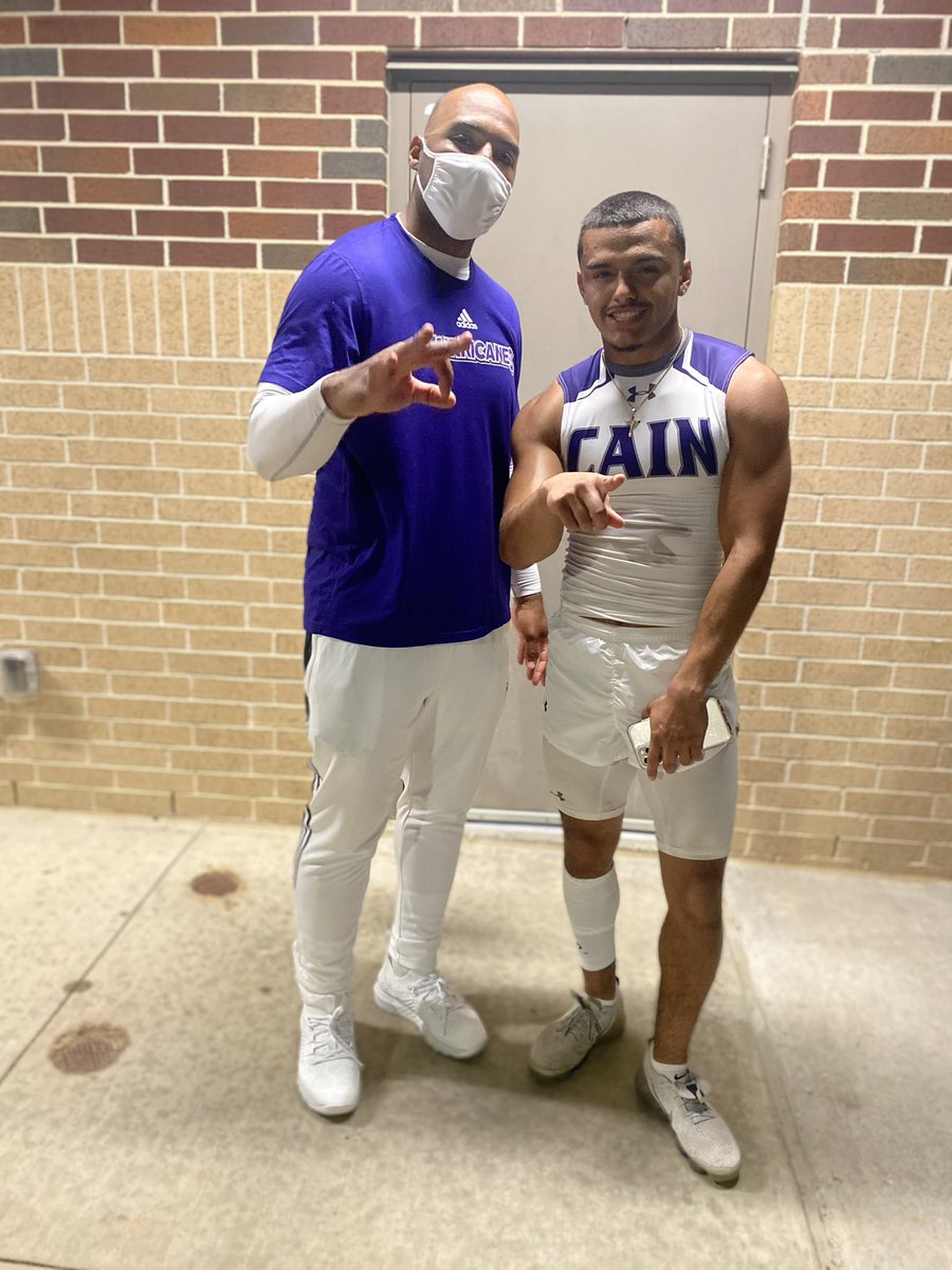 Blessings coming my way! Lord  I ask for your guidance and knowledge. 🙏🏽