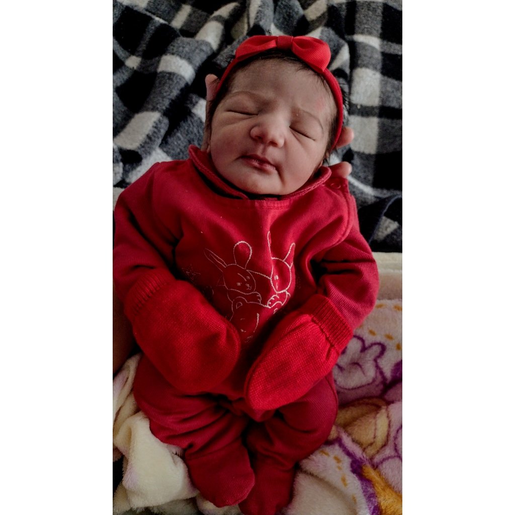 MilenaMagrela15's tweet photo. E no dia 21/11/2021, com 38 semanas e 2 dias de gestação, às 02:28 vem ao mundo a nossa princesa! Seja bem vinda minha menina que Deus continue abençoando a gente, Gratidão ❤️🥺🙏🍀🤞 https://t.co/OA17lffhWp