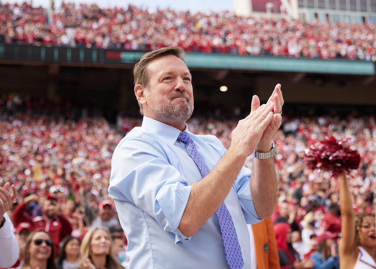 OU_Football's tweet photo. Great weekend. Great friends.
Great memories.

https://t.co/AR0VFK46Hm | #ChampU🏆

#OUDNA #BoomerSooner https://t.co/xRzgh8nmo8