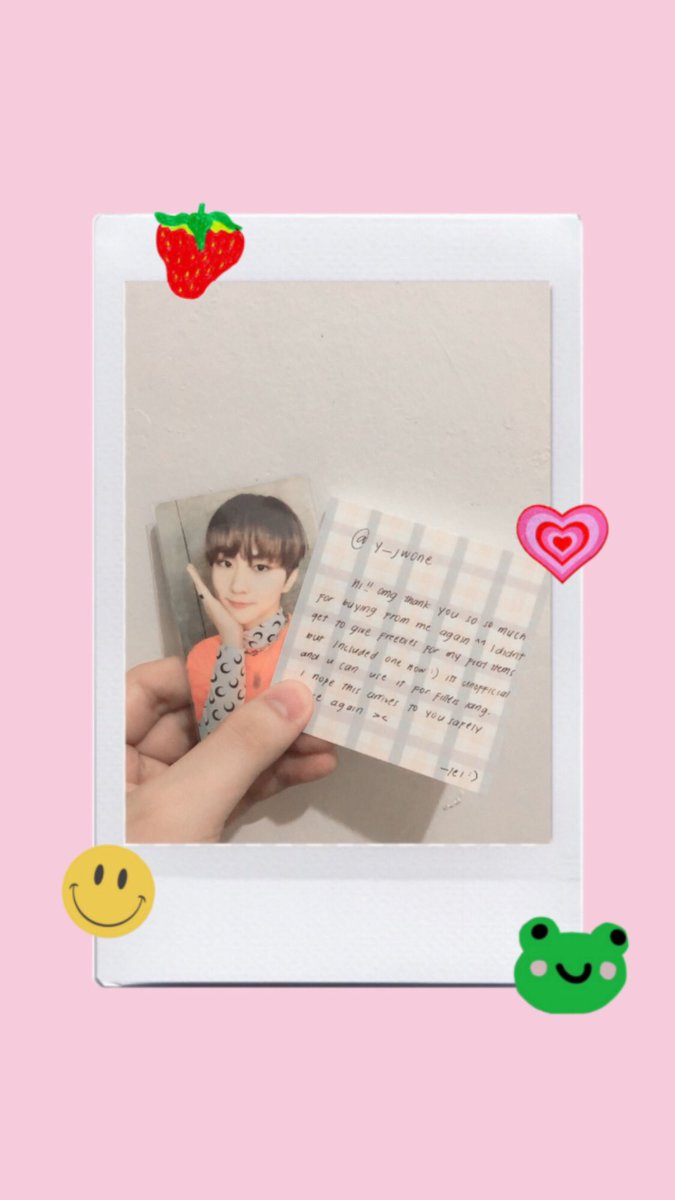 y_jwone's tweet photo. 💌 @flwrmail
*✧ Hello, the binder came home safe and secured. I super love it, esp the freebies! With this, I can now organize my wonie photocard collections . until our next one, thank u sm! ♡
#flwrmail ♡ https://t.co/u7h4m8kYCL