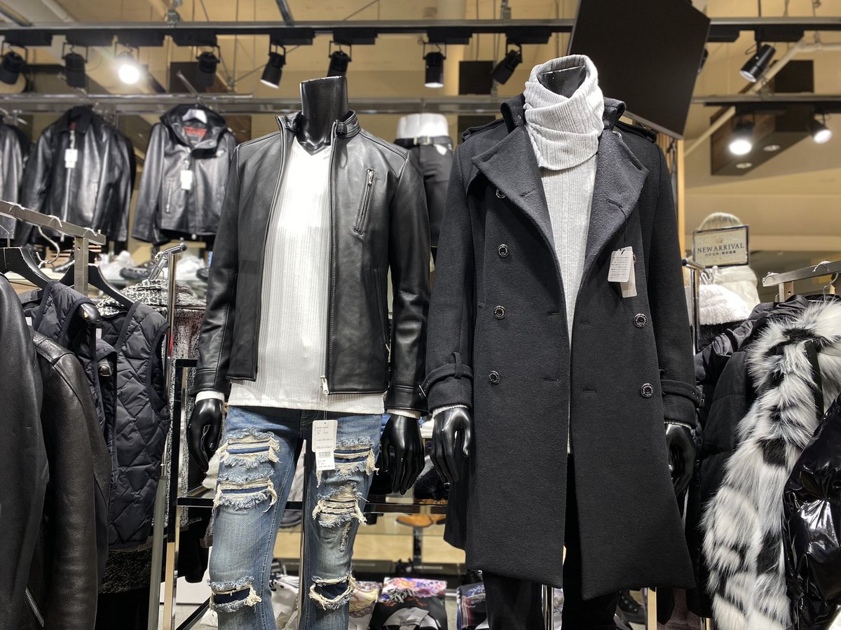 yuki_hydey's tweet photo. SHIBUYA ZY.オープンしてます👈

新作アウター早くも品薄になってきました😱😱

冬物まだの方はお早めに💨

カッコよくコーデできるアイテム揃えてお待ちしてます👀

#shibuyazy
#BUFFALOBOBS
#NieR_tokyo https://t.co/kJOLAa2lf8