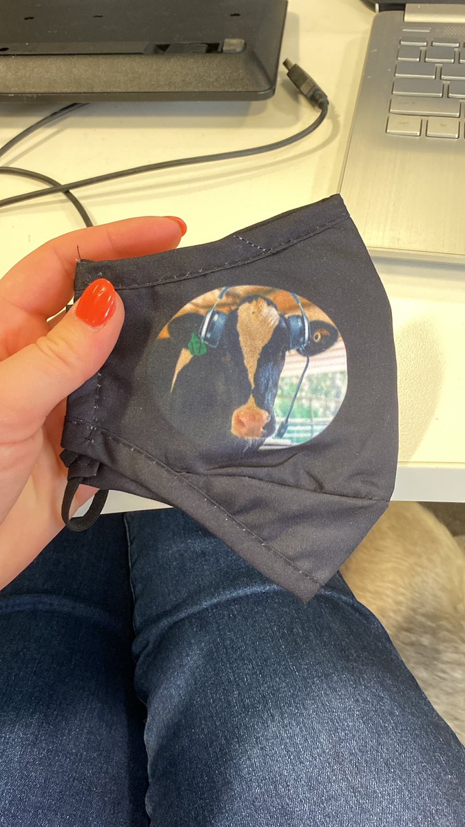 dairy_mac's tweet photo. I will never say no to something with a cow on it!! Brought to you by @cara_jeffrey_ #drf2021 #dairyresearchfoundation #zoomintodairying #dairy https://t.co/E639NStcYF