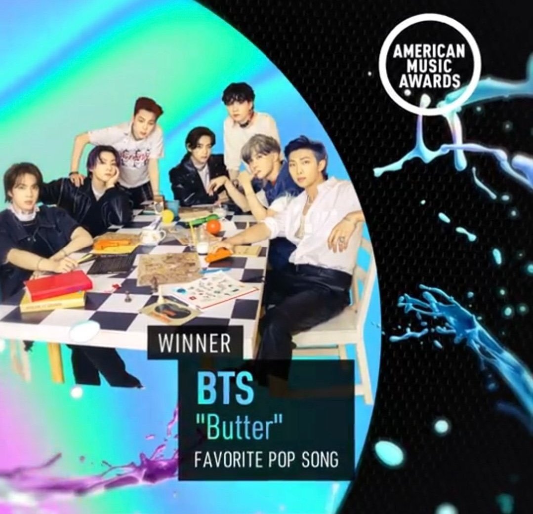 LiryOnni's tweet photo. Los premios de @BTS_twt en los #AMAs2021 

🏆 Canción pop favorita
🏆 Grupo pop favorito
🏆 Artista del año (primer acto asiático en lograrlo en la historia de los AMAs)

@BTS_twt #킹탄아마스대상축하해
#BTSxAMAs #AMAsTNT #AMAsBTS https://t.co/w7Htg90UNn
