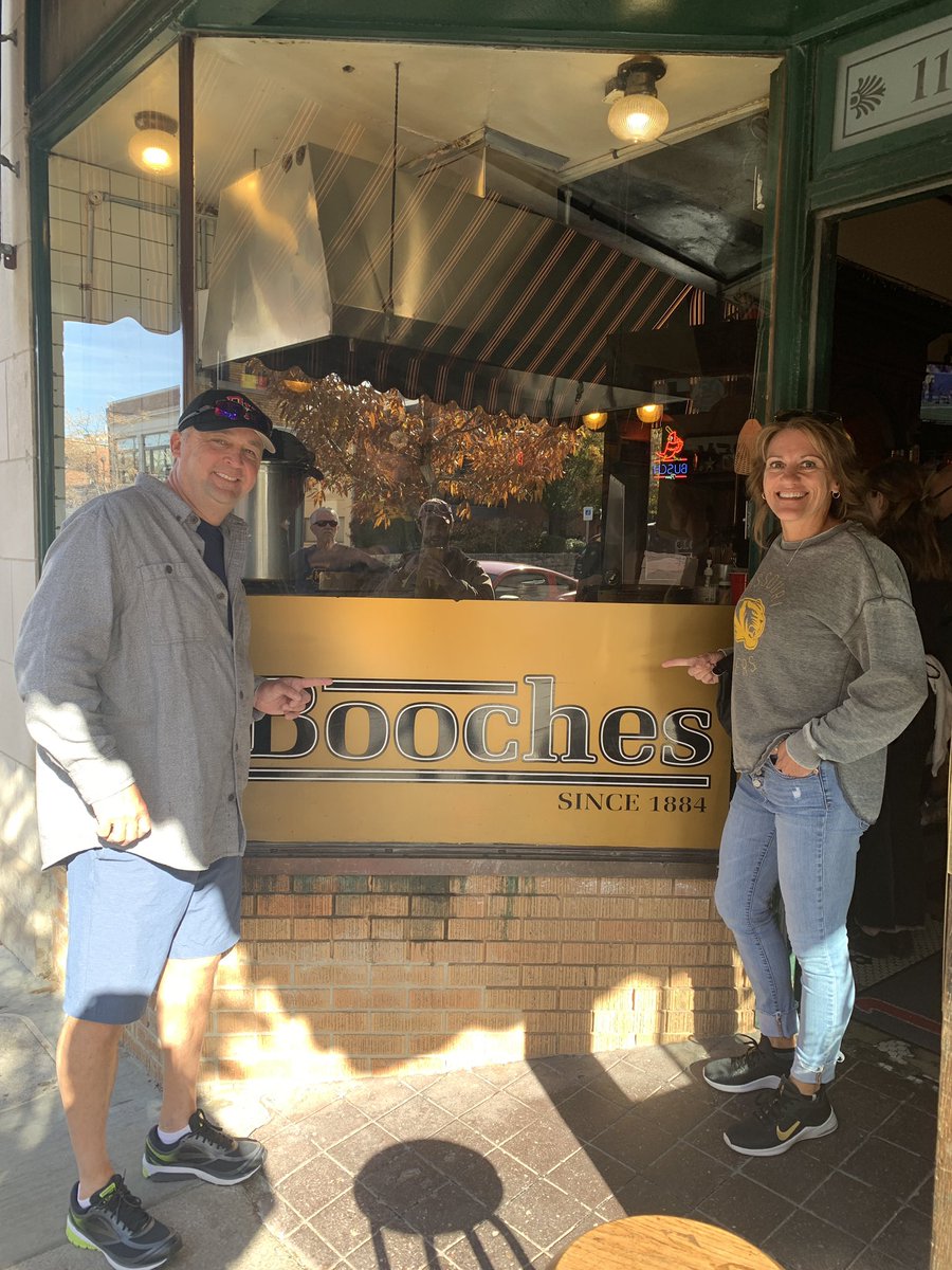 The Gooch’s went to Booches!!! 🖤💛🐯