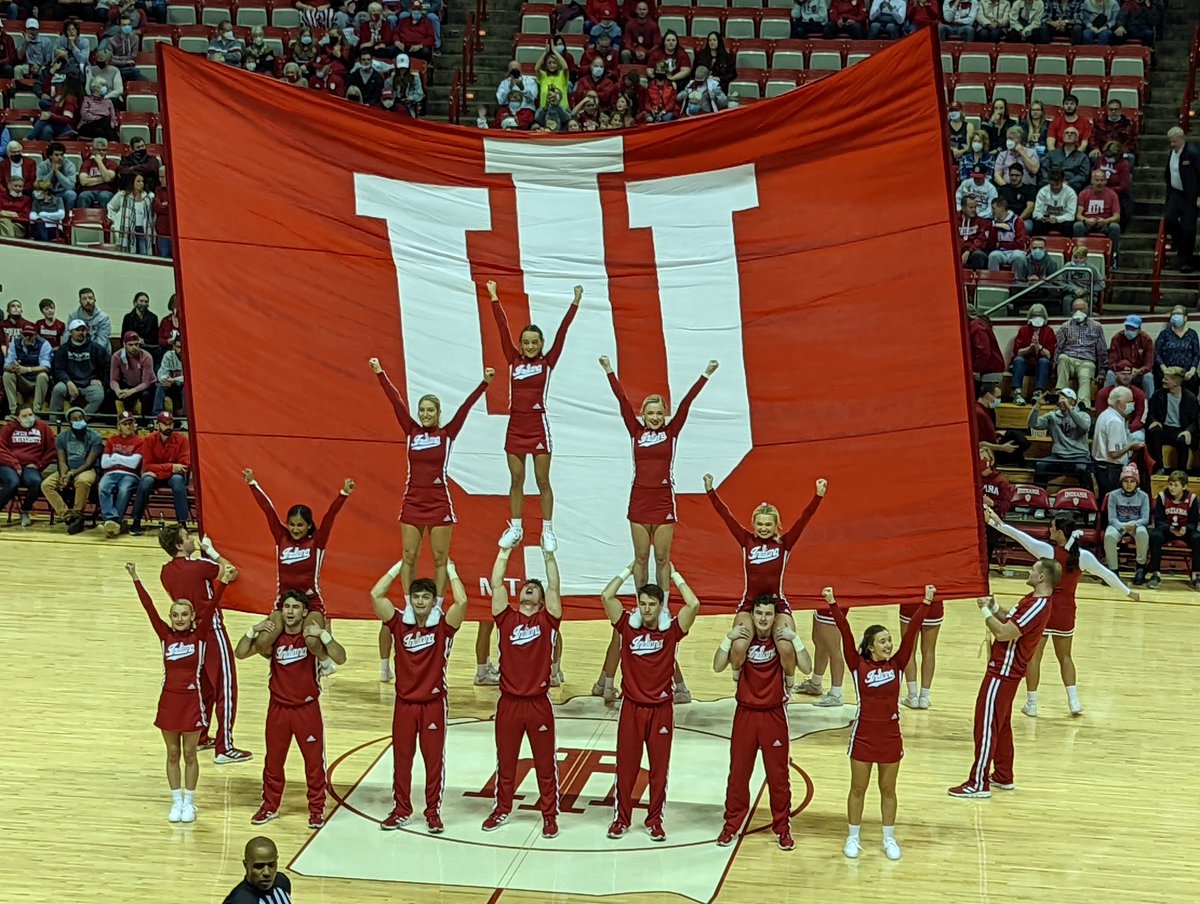 QuipsofQ's tweet photo. Great night @IndianaUniv: Hoosier win seen from better seats than where we started bc @brianteach saw a former student. Ran into NSHS &amp; IU fellow grads Shannon &amp; Julie Getty &amp; their son, Jonah-an IU cheerleader.Finally, on the floor for photos. Go IU! Fight! Fight! Fight! https://t.co/BxU3aEiKHY