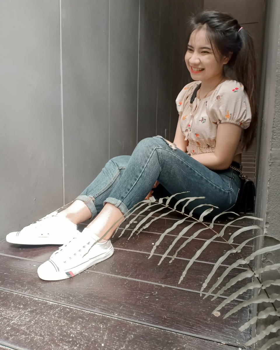 Ns97Palm's tweet photo. เป็นความสุขของใครไม่ได้ ก็เป็นความสุขให้ตัวเองดีกว่า 😚

#ผู้หญิงเที่ยวคนเดียว #แคปชั่นน่ารัก #แคปชั่น #แคปชั่นคาเฟ่ #แคปชั่นโสด #แคปชั่นอ่อย  #สมุทรปราการ https://t.co/h1zaBJC282