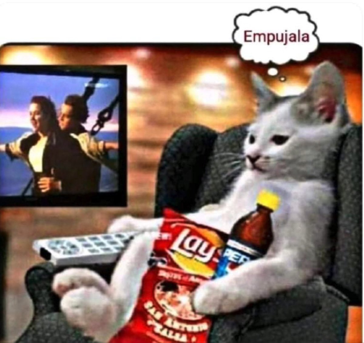 Guarromantico_'s tweet photo. Yo viendo una película romántica pero ya no creyendo en el amor. https://t.co/tDYnWC2ujK