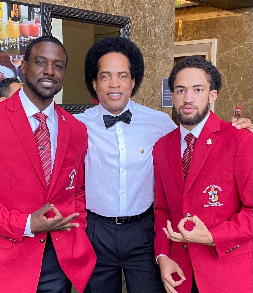 iambossross's tweet photo. It’s always a great day to be a Kappa♦️ So happy to officially welcome all the new brothers, including neo’s @lancegross & my youngest son, to our Noble Klan. Kongrats Nupes! 👌🏾#kappaalphapsi #1911 #Greek #yobabyyobabyyo @kapsi1911 https://t.co/7wt6BV5uxm