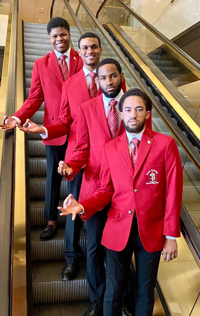 iambossross's tweet photo. It’s always a great day to be a Kappa♦️ So happy to officially welcome all the new brothers, including neo’s @lancegross & my youngest son, to our Noble Klan. Kongrats Nupes! 👌🏾#kappaalphapsi #1911 #Greek #yobabyyobabyyo @kapsi1911 https://t.co/7wt6BV5uxm