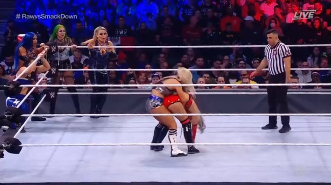elite_bros's tweet photo. ELIMINAN A QUEEN ZELINA.

#WWE #SurvivorSeries https://t.co/0UvMWl6J0Q
