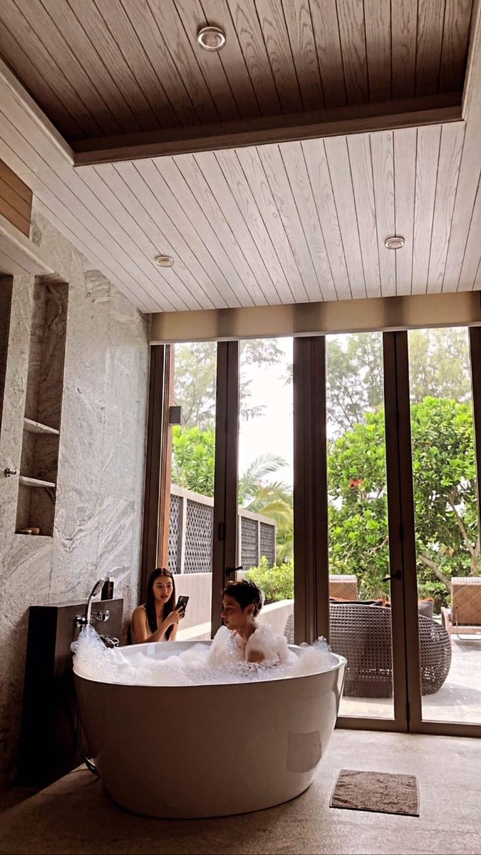 𝐇𝐨𝐮𝐫𝐥𝐲 𝐆𝐮𝐧 𝐀𝐭𝐭𝐡𝐚𝐩𝐡𝐚𝐧 (@hourlygunatp) on Twitter photo 