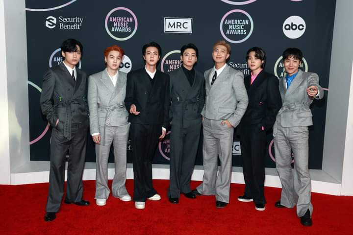 army_baebae's tweet photo. I Vote #bts for 2021 #MAMAVOTE https://t.co/s6V5Xi6fDn