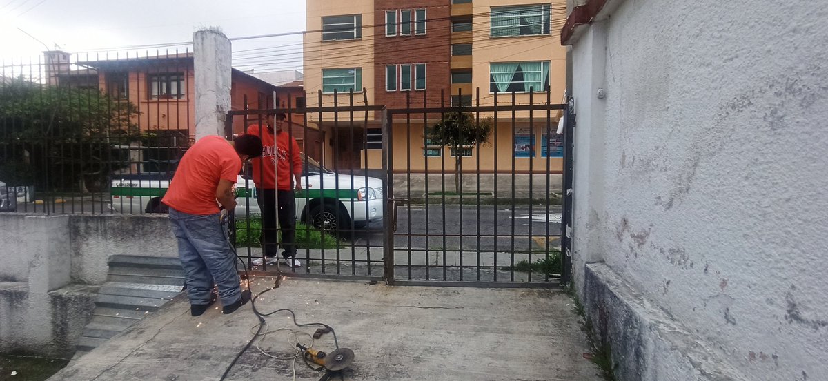 WALTERFERULLOA's tweet photo. Minga Casa del pueblo Kitu Kara https://t.co/t0rrHosbqw