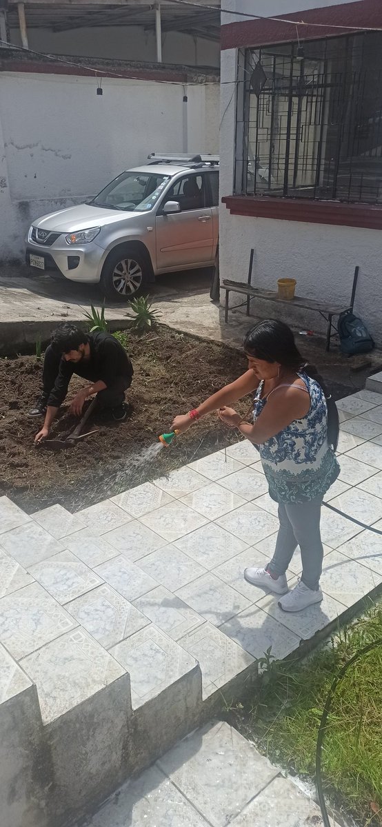 WALTERFERULLOA's tweet photo. Minga Casa del pueblo Kitu Kara https://t.co/1Ld1Z1OZbn