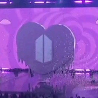 ijkkitty's tweet photo. ¿SE DAN CUENTA QUE BANGTAN SIEMPRE TIENE A ARMY PRESENTE? 😭😭 https://t.co/cJScX87FTO