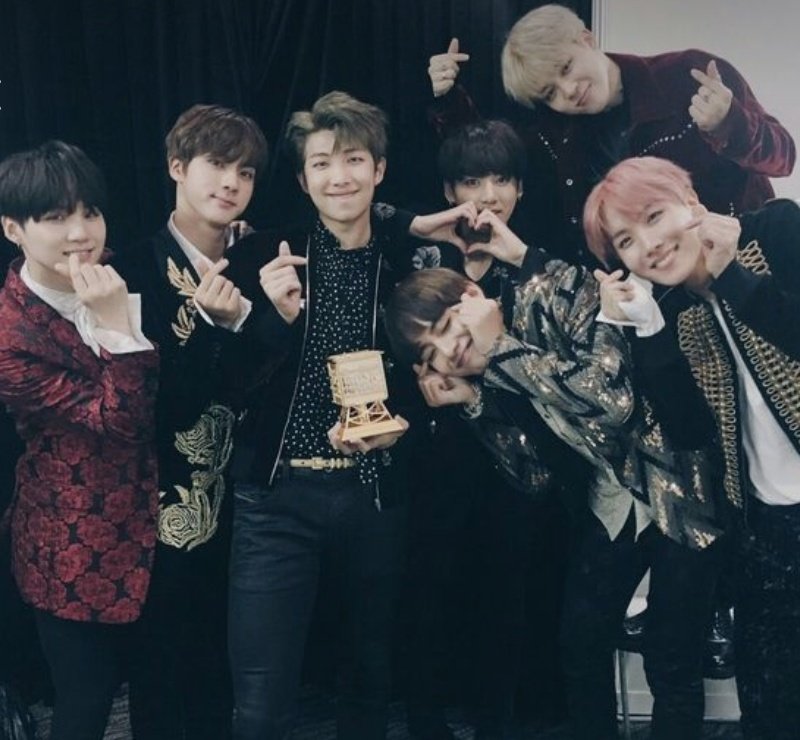 JMP4RK's tweet photo. from their first           to their first
Artist of the Year     Artist of the Year
Award at MAMA      Award at AMAs
last 2016                    in 2021 https://t.co/CzgVs9FBjv