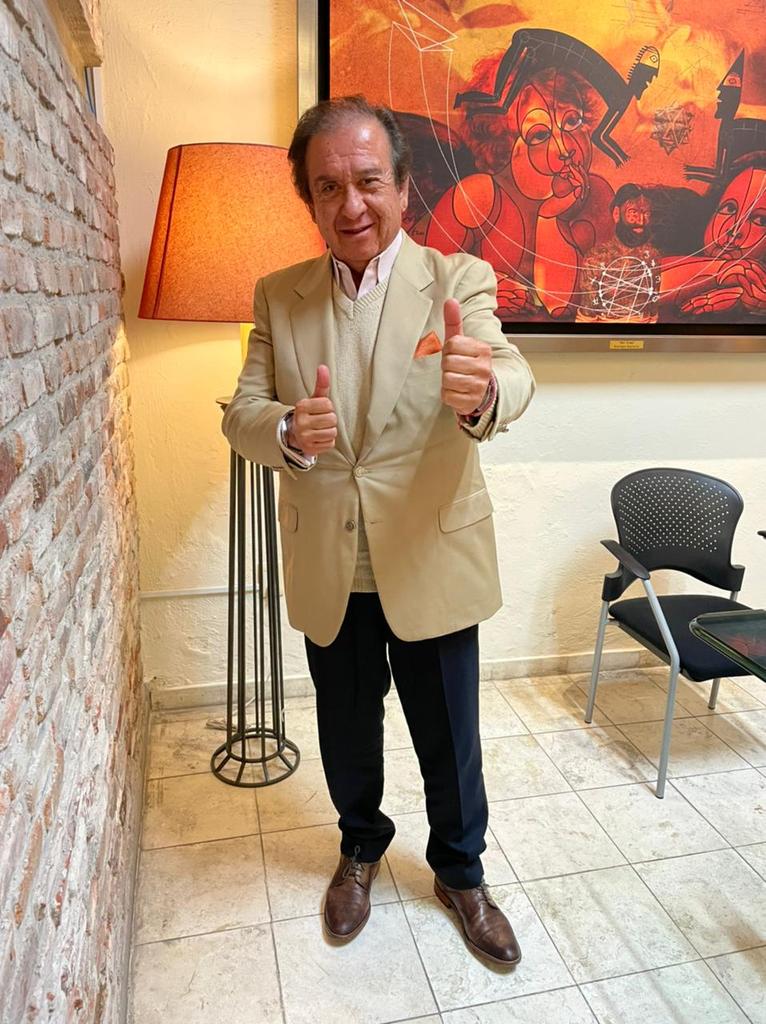 FactorRadioPue's tweet photo. SE ENTREGA LA 253 #DespensaCentralera A MA ANA DOMINGUEZ FLORES DE LA COL BELLA VISTA,POR SER #FanDestacada DE NUESTRO PROGRAMA,FELICIDADES! GRACIAS A @antonioriveradl PRESIDENTE DE #APCA ,@OficialEspiral @FACTORCIUDADANO @polodelara @ZaraPaolaFlo @Puebla1Noticias https://t.co/KPLYRTXwZ3