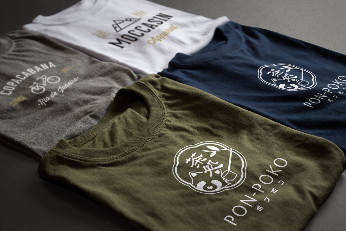 hacolabo's tweet photo. ロゴマークさえあれば
商品展開無限大！

印鑑にも、Tシャツにも、コップにも、様々なアイテムに応用可能！

ロゴマークデザインはHACOLABO
https://t.co/qF6hwxbl4u

#ロゴ #お茶 #ショップカード #大山 #デザイン #HACOLABO #おしゃれ #和 #たぬき #緑 #グラフィック #ロゴ #カード #ショップ #人気 https://t.co/tLymAn09iM