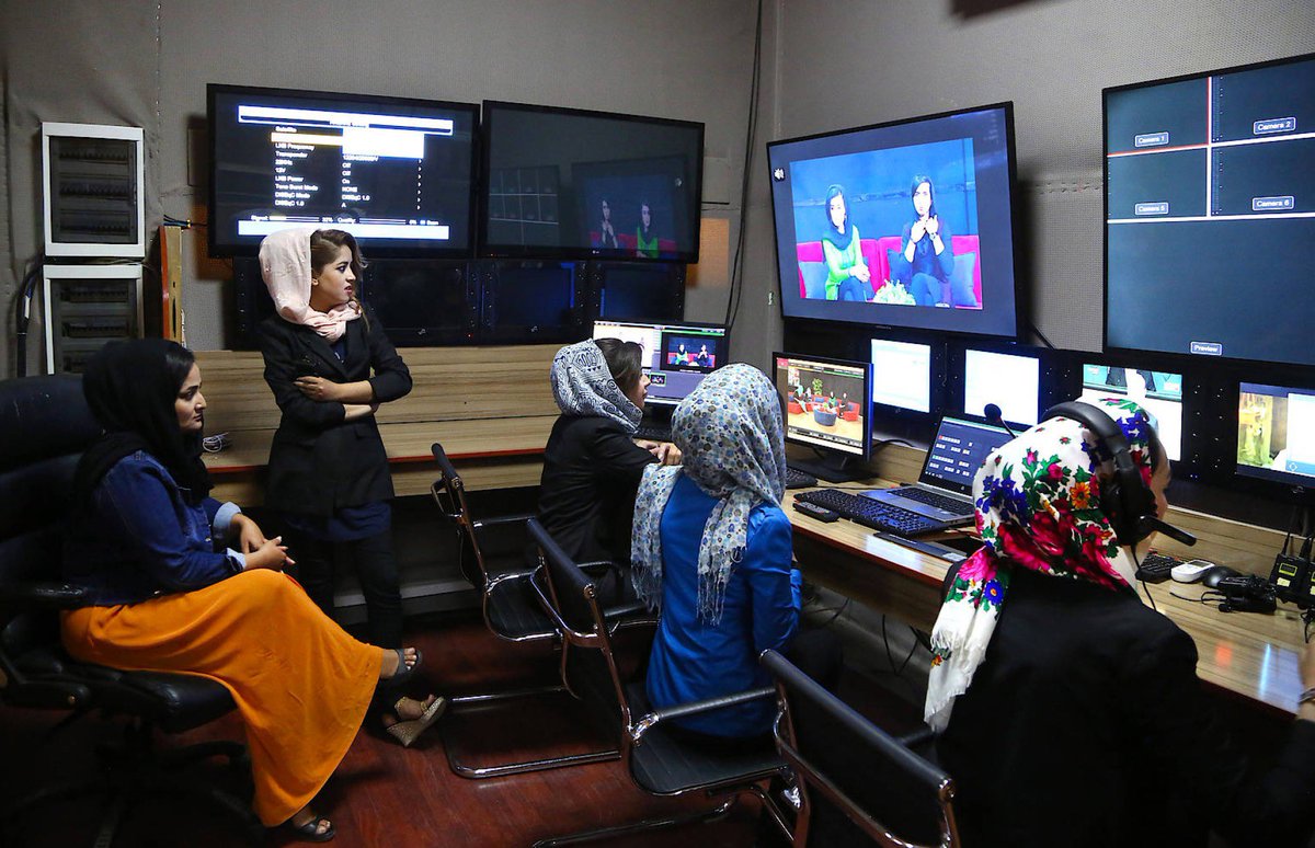 ZANTV's tweet photo. New Taliban restrictions on media coverage;Women journalists must observe the Islamic hijab.
These guidelines threaten media freedom and have a negative impact on reducing the presence of women journalists The freedom of speech the media can never grow under the shadow of threats https://t.co/1ALx6o1vq5