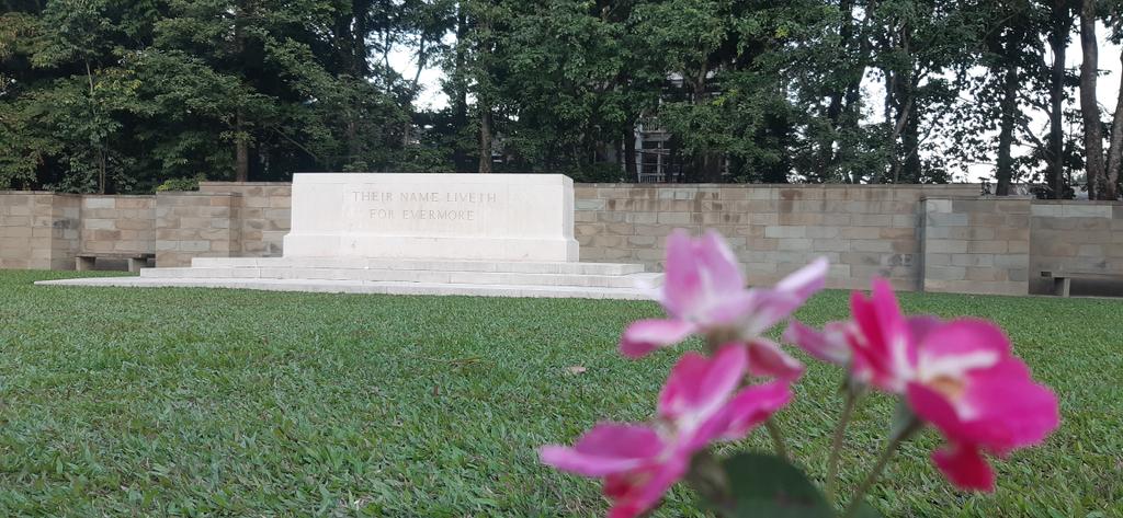 subhashtamang03's tweet photo. Beautiful view of Imphal War Cemetery with sunshine
@CWGC
@Grai0071 @AmitBan57027323 @ranjeet99 @ApGolmei https://t.co/hakimNvfLT