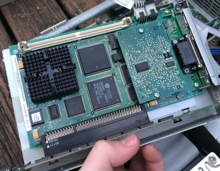 Scan_Lines_aus's tweet photo. Here's a cool one - Macintosh 6100/66 with DOS compatibility card! A very interesting machine indeed https://t.co/ie7BME2P64
