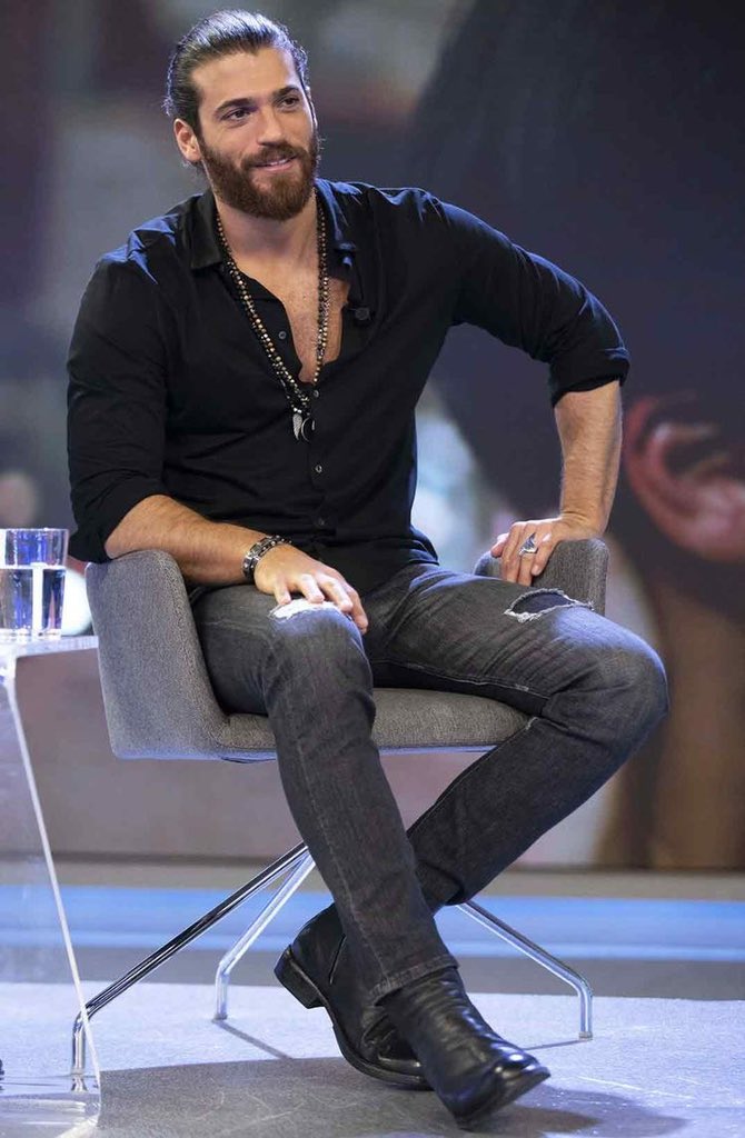 canem198917's tweet photo. ☺️🤏🏼☺️🤏🏼☺️🤏🏼
#Globalnubiaawards2021
I vote #CanYaman for
#globalactoroftheyear https://t.co/K75dCiEKX1