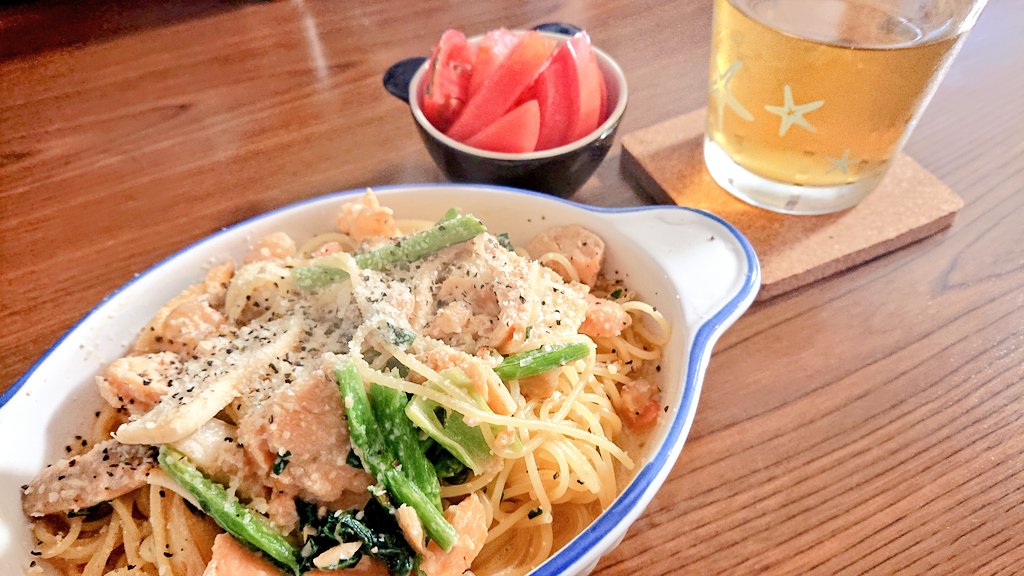 itsukaHONKI's tweet photo. お昼ご飯💪('ω'💪)
鮭と小松菜のクリームパスタ🙌❤
美味しゅうございました🤗 https://t.co/TagRr944ol