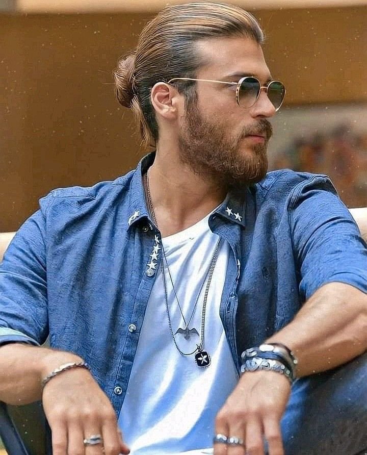 canem198917's tweet photo. 🌪💎🌪💎
#Globalnubiaawards2021
I vote #CanYaman for
#globalactoroftheyear https://t.co/N9AGtxOGcb