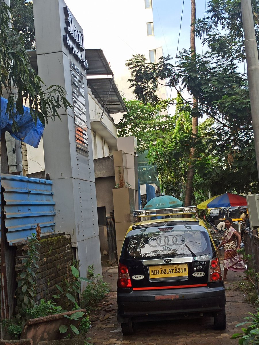 abneesh's tweet photo. @MumbaiPolice Today also at 8.50 am, Taxi parked on Foothpath and completely blocking pedestrians. @mybmc @MCGM_BMC @MumbaiPolice @mumbaitrafficop Taxi parked on footpath daily evening till 9 am morning. In front of Dani estate, in Kalina, CST Road. mumbai traffic police pl take strict action https://t.co/NjLEr5fiCg