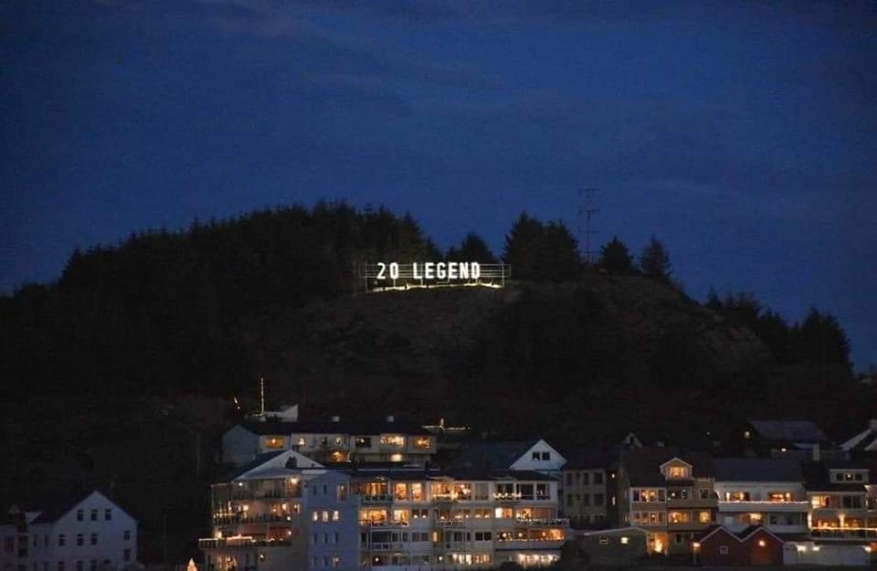 Ole's hometown, Kristiansund, pays tribute to him 🇳🇴❤️