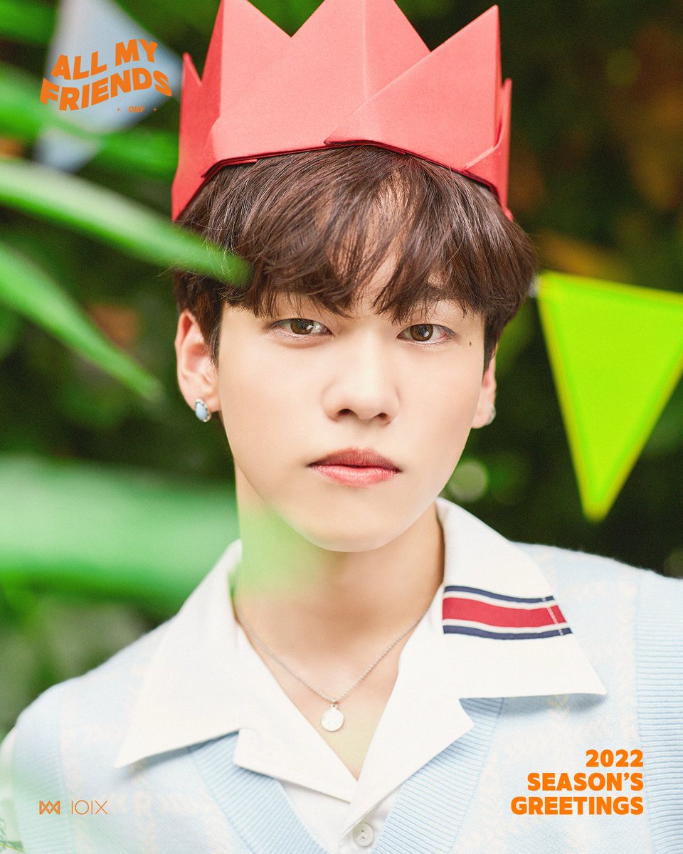 ONF_offcl's tweet photo. ONF 2022 SEASON'S GREETINGS [ALL MY FRIENDS] U

#온앤오프 #ONF #ALLMYFRIENDS #U https://t.co/Ur1OFd7XAF