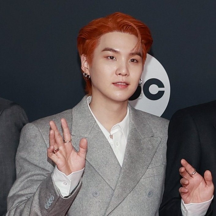 MinSlayer's tweet image. ORANGE HAIR YOONGI WILL BE THE DEATH OF ME!