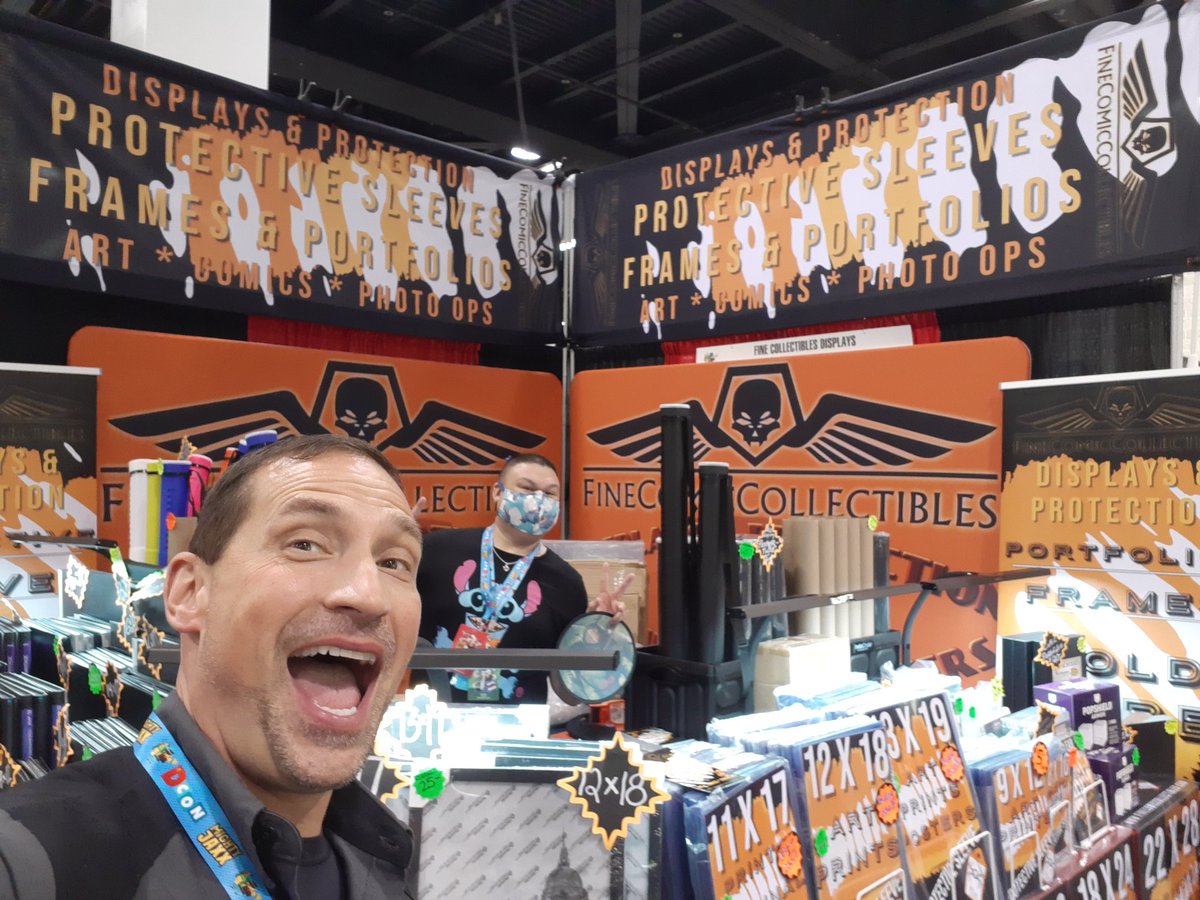 Fine_comics's tweet photo. BOOTH 2935
San Diego Special Edition 
https://t.co/8gPxvP8BJf 
Portfolios. Frames. Poster Tubes. Protective Sleeves. Comic Supplies. 
On site framing 
Trust the experts to help Protect &amp; Display your collectibles at the show! 😉 https://t.co/NdORvhH1LI