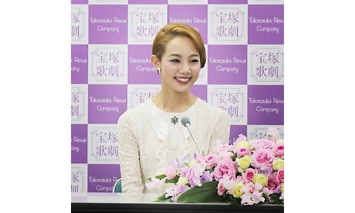 早霧せいなの年齢やプロフィールは ちぎみゆ コンビは凄かった Page A