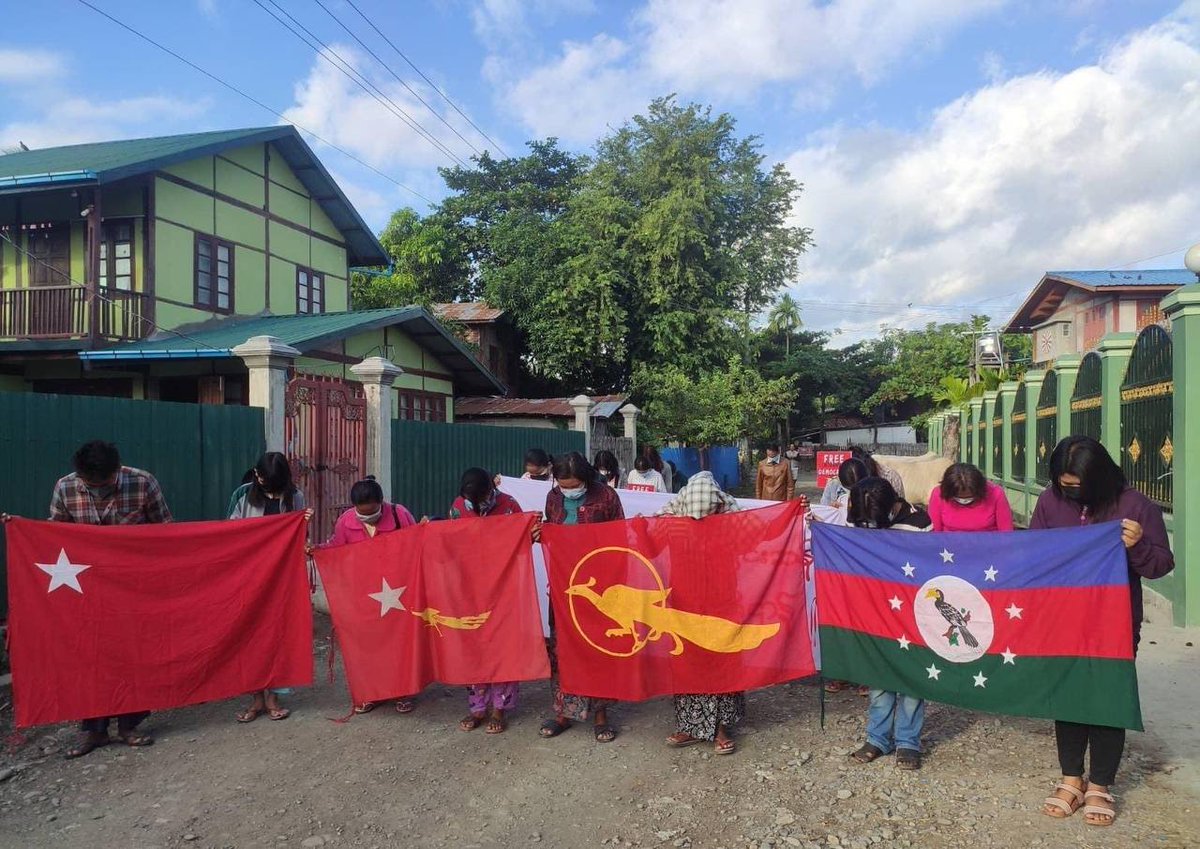 SheisKat2's tweet photo. Locals of Kale marched through town to protest against Genocidal Dictatorship without skipping a day. #RejectMurderousJunta  #Nov22Coup #WhatsHappeningInMyanmar https://t.co/QN5X5dwYl5
