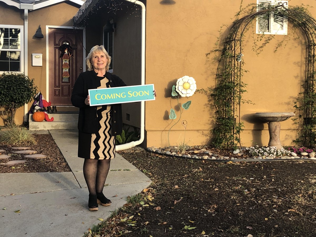 DebbieGiordano8's tweet photo. Coming soon!! 620 Heath St, Milpitas ..4bd 3ba…$1,298,888 
#propertyforsale #property #homesforsale #forsale #realestate #househunting #sanjose #bayarea #realestateagent #justlisted #newlisting #bayarearealestate #home #realestatemarket #openhouse #newhome #homesnearme #MLS https://t.co/T5ORrVYBlC