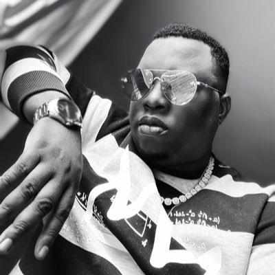 constant84's tweet photo. #NewProfilePic https://t.co/fkvXk10wfG