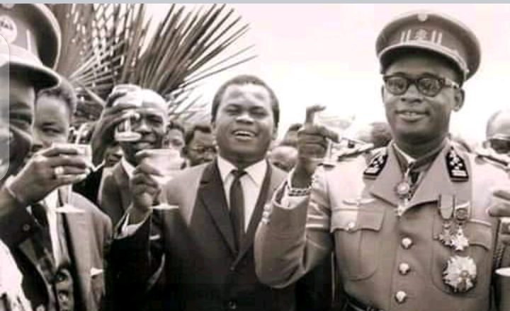 ABolodjwa's tweet photo. C'est en homme libre que Etienne Tshisekedi a soutenu l'instauration de la dictature. https://t.co/WotHyBuErL