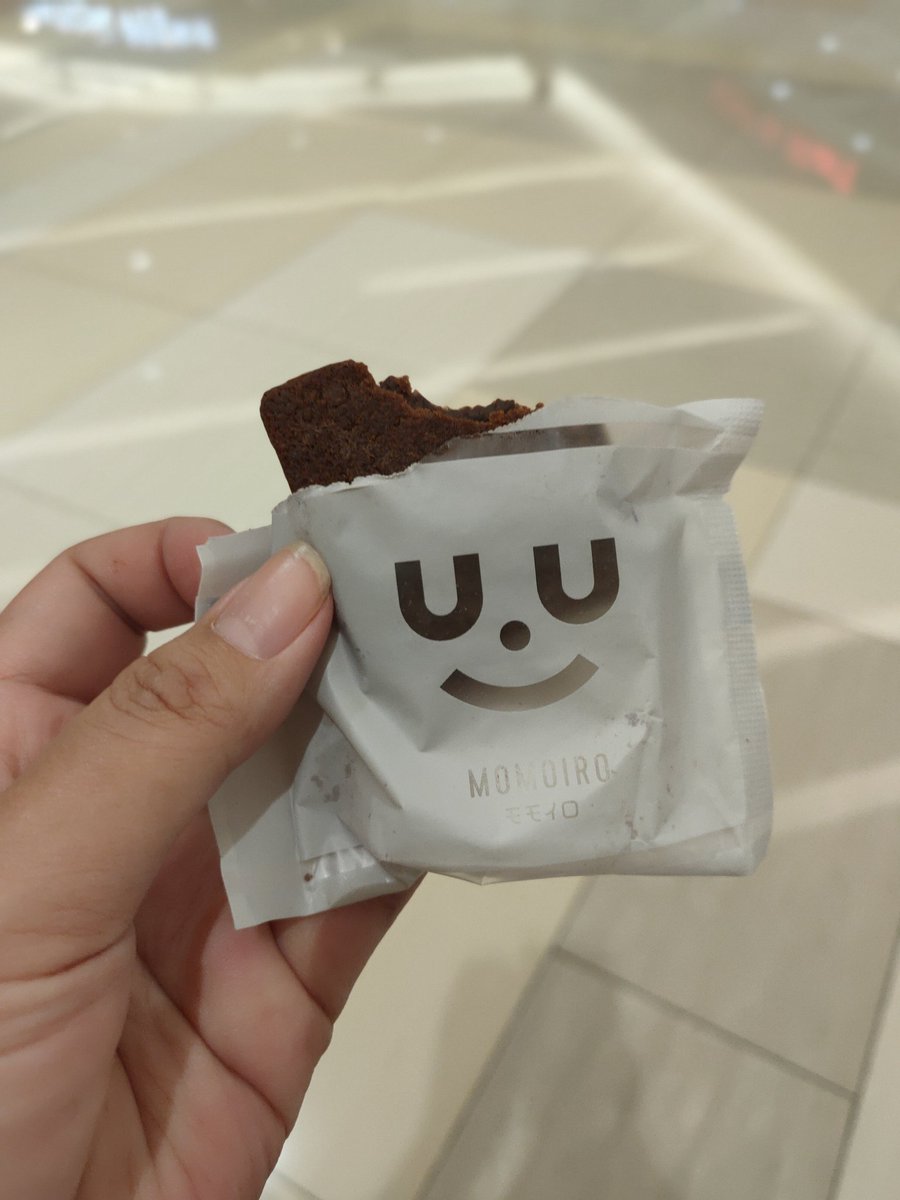 sovimoon's tweet image. Mood yg lagi g stabil, enaknya jajan 😂